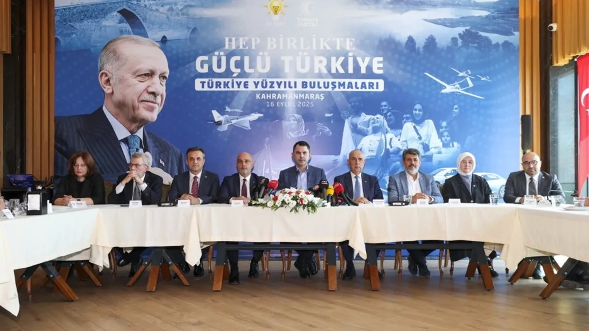 Bakan Kurum'dan sosyal konut açıklaması: Deprem bölgesine ekstra kontenjan ayıracağız