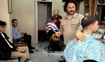 Berberlerde bayram yoğunluğu! Vatandaşların bayrama bakımlı girmesi için mesai yapıyorlar #sakarya