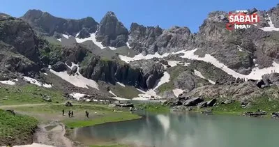 Hakkari Yüksekova’da terörden temizlenen Cilo Dağları ve Sat Buzul Gölleri’ne yoğun ilgi | Video