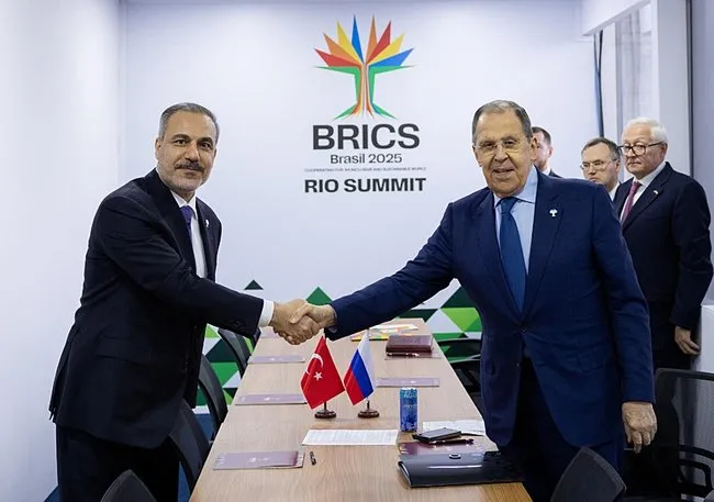 Bakan Fidan, Rus mevkidaşı Lavrov ile görüştü! İşte ele alınan konular