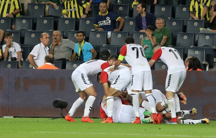 Fenerbahçe - Vardar maçından kareler