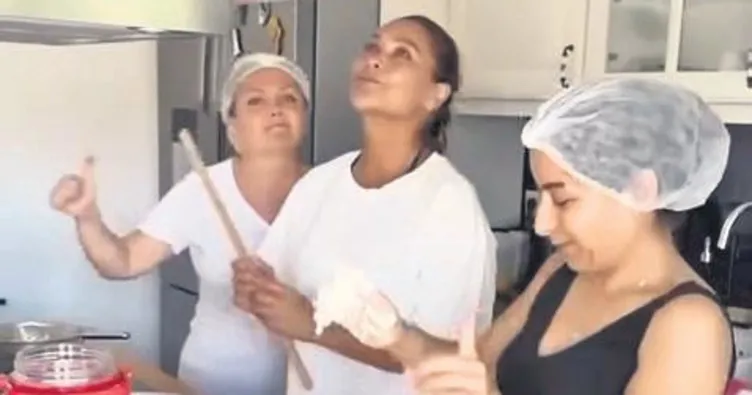 Hem yemek yapıyoruz hem eğleniyoruz’