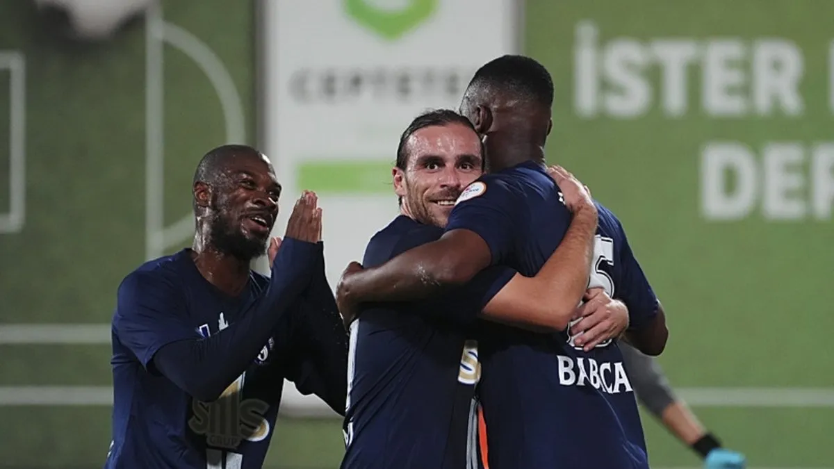 Sarıyer, Ümraniyespor deplasmanında 3 golle kazandı!