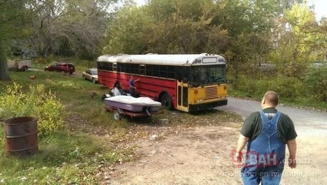 Eski otobüsü karavana dönüştürdüler! Görenler gözlerine inanamadı!