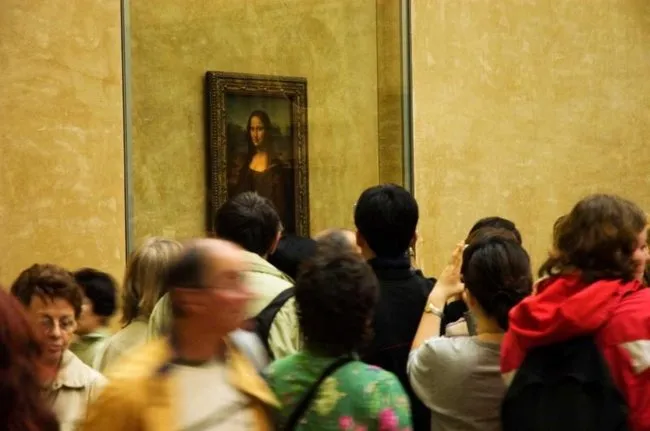 SON DAKİKA… Louvre Müzesi soygunu sonrası dikkat çeken iddia: Çaldıkları paha biçilemez mücevherleri böyle satacaklar!
