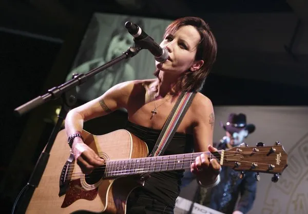 Dolores O’Riordan neden öldü?
