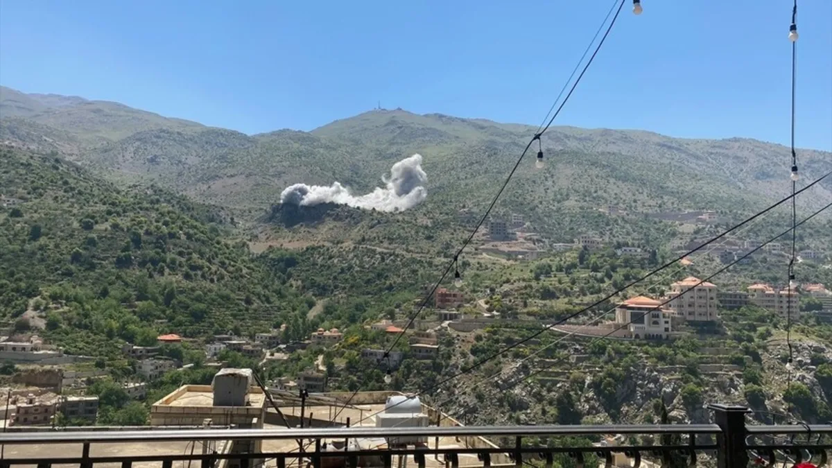 Soykırımcı İsrail’den bayramda katliam! Lübnan’ın güneyine hava saldırısı Soykırımcı İsrail’den bayramda katliam! Lübnan’ın güneyine hava saldırısı
