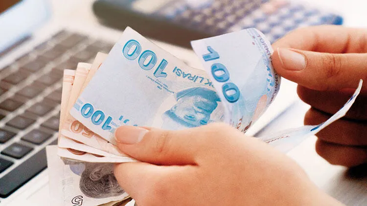 Ayakkabıyla ve kıyafetle eve virüs gelir mi? Uzman isim tek tek anlattı