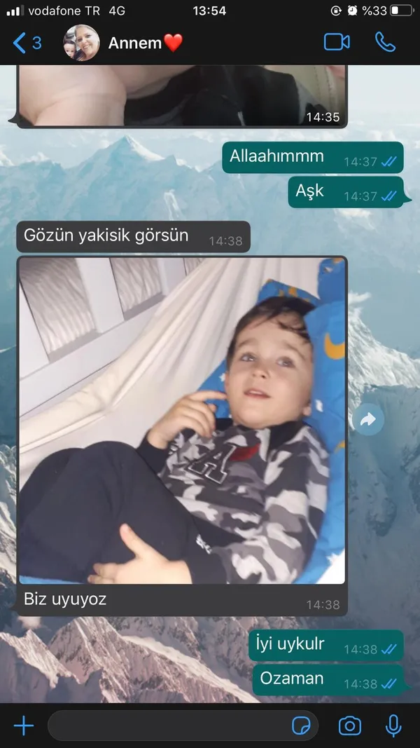 izmir-depreminde-oglunu-ve-annesini-kaybetmisti-kokunuzu-icime-cekmeyeli-3-sene-oldu-1698750947501.jpg