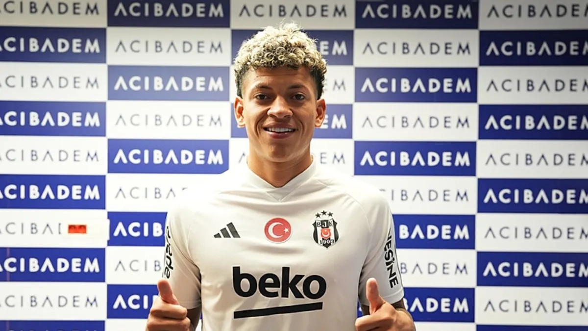 Beşiktaş'ın yeni genç yıldızı Elan Ricardo, sağlık kontrolünden geçti