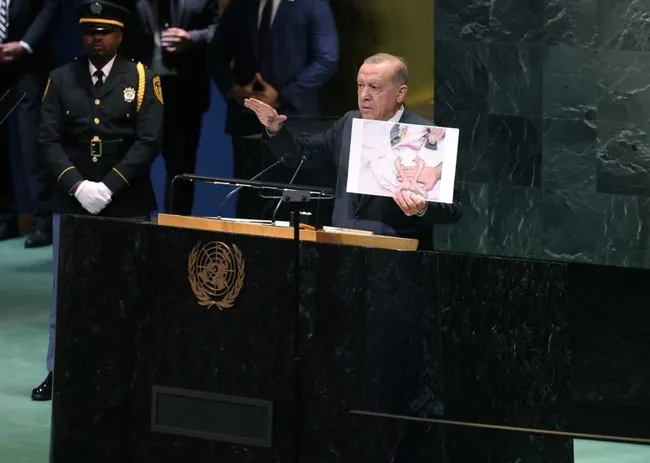 baskan-recep-tayyip-erdogandan-2025-yilinda-diplomasi-trafigi-gazzedeki-insani-krizin-sona-erdirilmesi-icin-ki-1767169820777.jpeg Başkan Recep Tayyip Erdoğan’dan 2025 yılında diplomasi trafiği: Gazze'deki insani krizin sona erdirilmesi için kilit rol üstlendi!