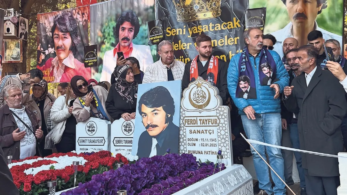 80. yaş günü mezarı başında kutlandı 80. yaş günü mezarı başında kutlandı