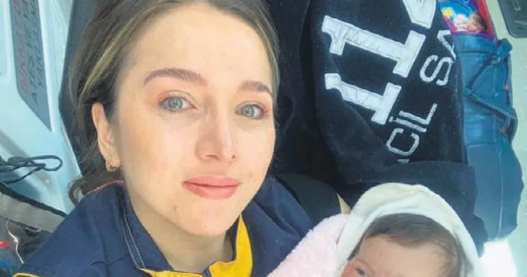 Alkışlar Acil Tıp Teknikeri Büşra’ya: Terk edilen bebeğe sütannelik yaptı