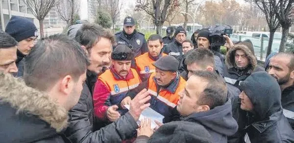 mersin-sorusturmasi-umut-oldu-mansur-yavasin-kovugu-iscilerden-cagri-savcilik-ve-bakanlik-sorusturma-baslatsin-1704428375708.jpg Mersin soruşturması umut oldu! Mansur Yavaş'ın kovuğu işçilerden çağrı: