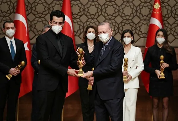 Turkuvaz Medya'nın gurur günü! Ödül yağdı...