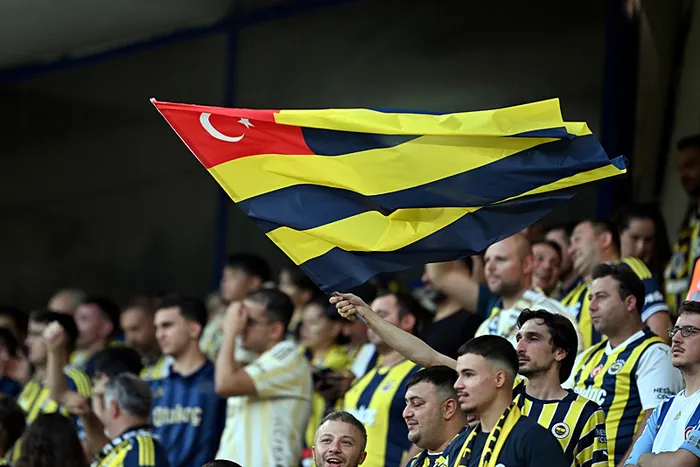 canli-uefa-sampiyonlar-liginde-fenerbahce-gornik-zabrze-maci-1784657624529.jpeg