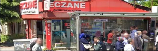 ilac-simsar-cetesinin-detaylarina-sabah-ulasti-yasli-kisileri-gozlerine-kestirdiler-1777366202689.jpg