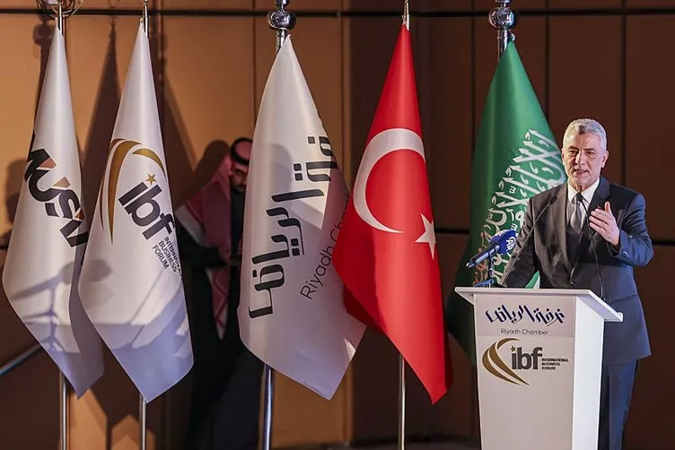 Dış ticaret açığı sürdürülebilir seviyelere inecek! Bakan Bolat duyurdu: Türkiye Yüzyılı ’Ticaretin Yüzyılı’ olacak