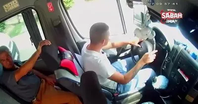 Yolcu alma meselesi yüzünden yolcuların gözü önünde şoförü böyle dövdüler | Video