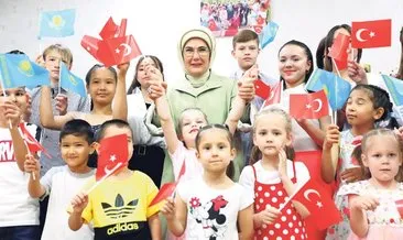 Emine Erdoğan’dan yetimhanedeki çocuklara ziyaret