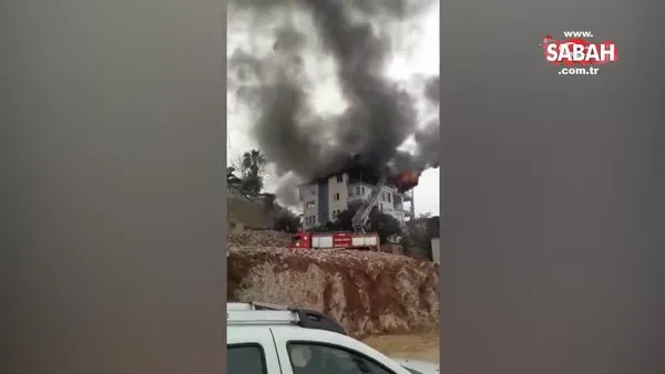 Alanya’da 3 katlı binada yangın çıktı | Video