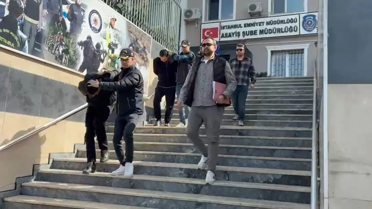 İstanbul’da akılalmaz oyun: Finans danışmanından ‘kaçırılma’ yalanı! 4,5 milyon dolarlık… İstanbul’da akılalmaz oyun: Finans danışmanından ‘kaçırılma’ yalanı! 4,5 milyon dolarlık…