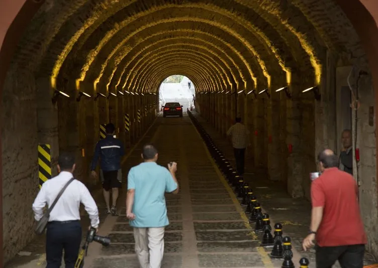 Beylerbeyi Sarayı Tüneli trafiğe açıldı