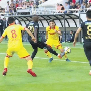 Akhisar ateþle oynuyor