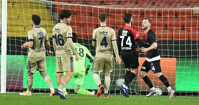 Gaziantep Fk 3 1 Fenerbahce Mac Sonucu Son Dakika Spor Haberleri