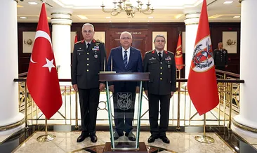 Kara Kuvvetleri Komutanlığı’nda devir teslim töreni