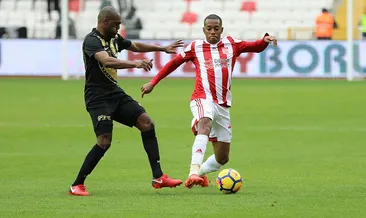 Robinho şov yaptı, Sivasspor kazandı