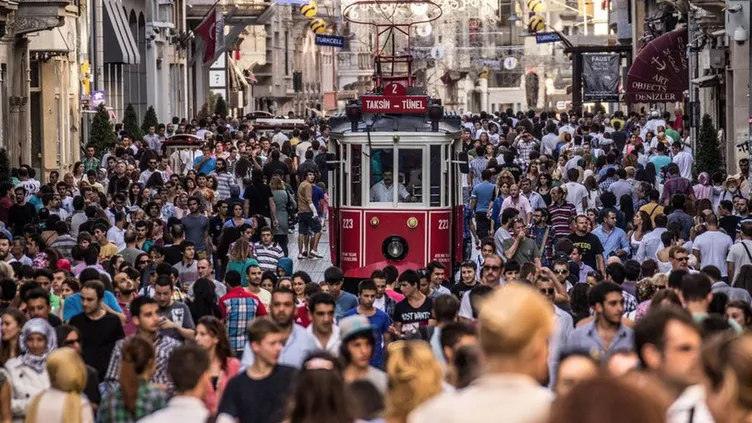 2024 Türkiye nüfusu belli oldu! İşte en kalabalık ve en az nüfusa sahip ilçeler 2024 listesi: O ilçe 57 ili geride bıraktı