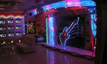 Myanmar’da karaoke barında yangın çıktı