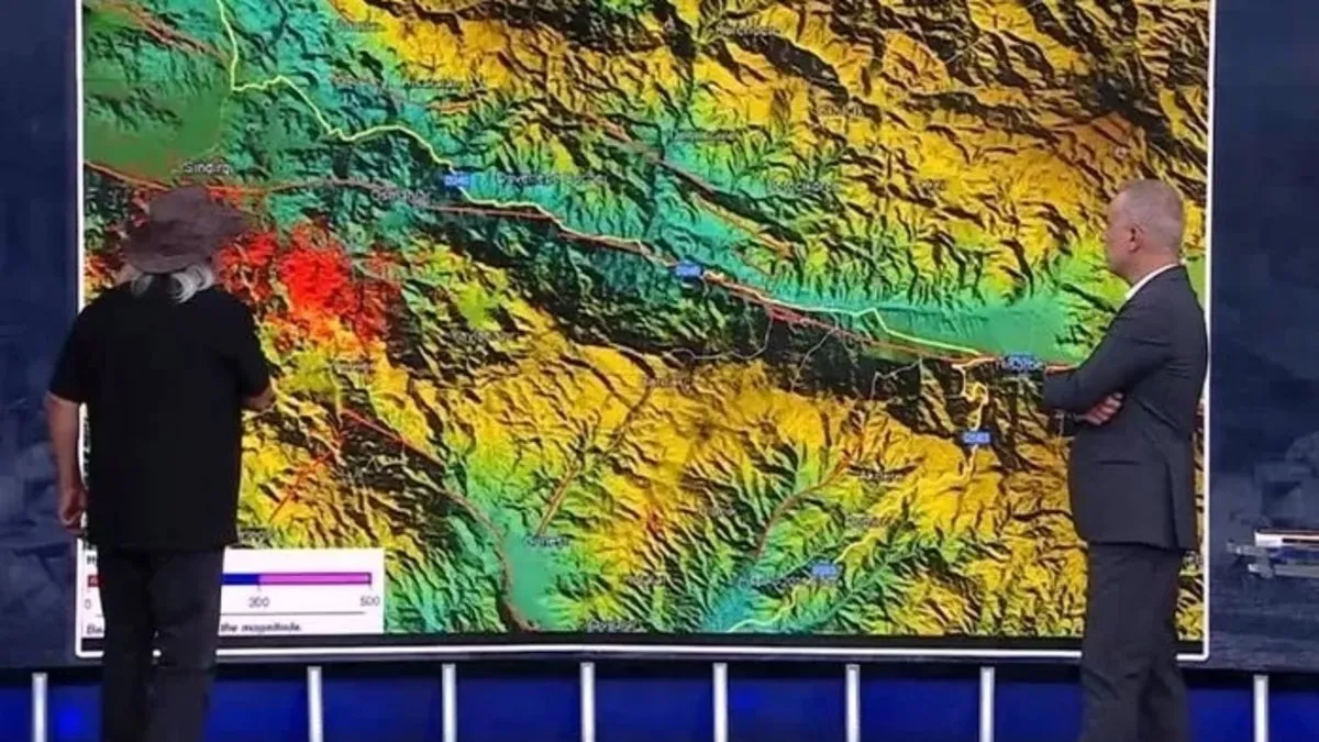 Prof. Dr. Şener Üşümezsoy A Haber’de açıkladı: O bölgede de altılık deprem olabilir Prof. Dr. Şener Üşümezsoy A Haber’de açıkladı: O bölgede de altılık deprem olabilir