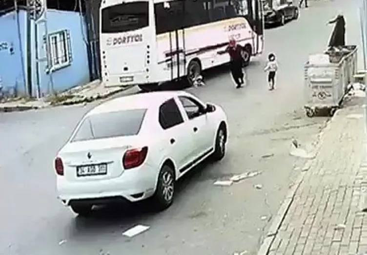 İstanbul’da yürek yakan kaza: 4 yaşındaki Seyfican midibüsün altında kaldı!