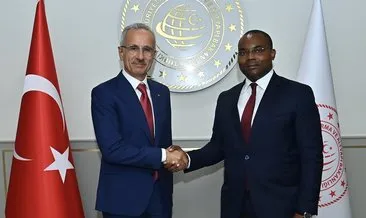 Ulaştırma ve Altyapı Bakanı Uraloğlu, Ekvator Gineli mevkidaşı ile görüştü