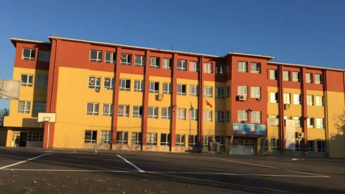 Arnavutköy’deki ilkokulda akılalmaz olay: Hademe okul müdürünü zehirledi iddiası! İfadesi ortaya çıktı Arnavutköy’deki ilkokulda akılalmaz olay: Hademe okul müdürünü zehirledi iddiası! İfadesi ortaya çıktı