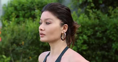 Nurgül Yeşilçay ve kardeşini gören ’ikiz misiniz?’ diye soruyor... İşte Nurgül Yeşilçay ve ona çok benzeyen kardeşi...