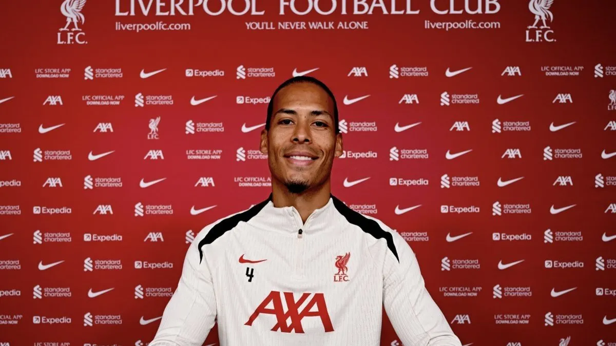 Liverpool, Van Dijk ile sözleşme uzattığını açıkladı!
