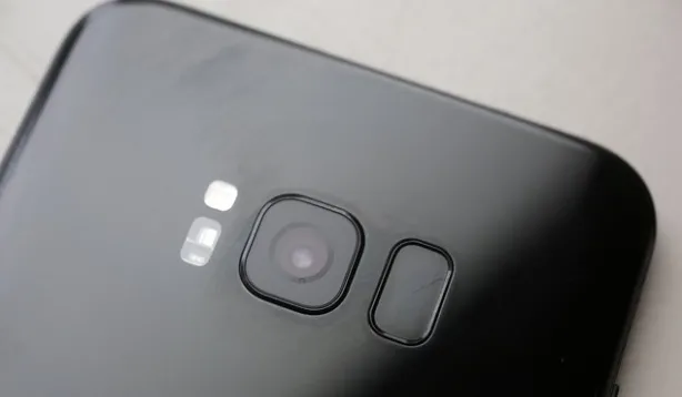 Samsung Galaxy S8 mini küçük ekranda iddialı