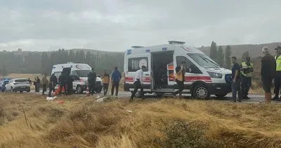 Sivas’ta düğüne gelenleri taşıyan midibüs devrildi: 27 yaralı #sivas