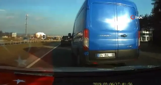 Istanbul Silivri De Kargo Araci Tehlike Sacti Son Dakika Haberler