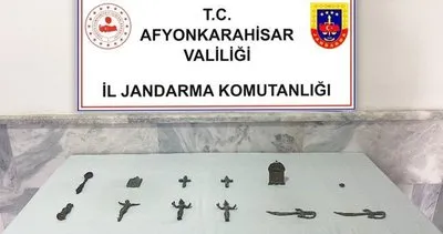 Taş toplarken bulduğu tarihi eserleri jandarmaya teslim etti #afyonkarahisar