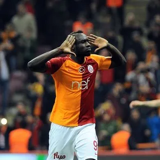 Fatih Terim'den Mbaye Diagne'nin satışına şartlı onay
