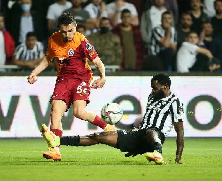 Son dakika: Erman Toroğlu ve Ahmet Çakar’dan olay sözler! Galatasaray düşmeyi hak ediyor