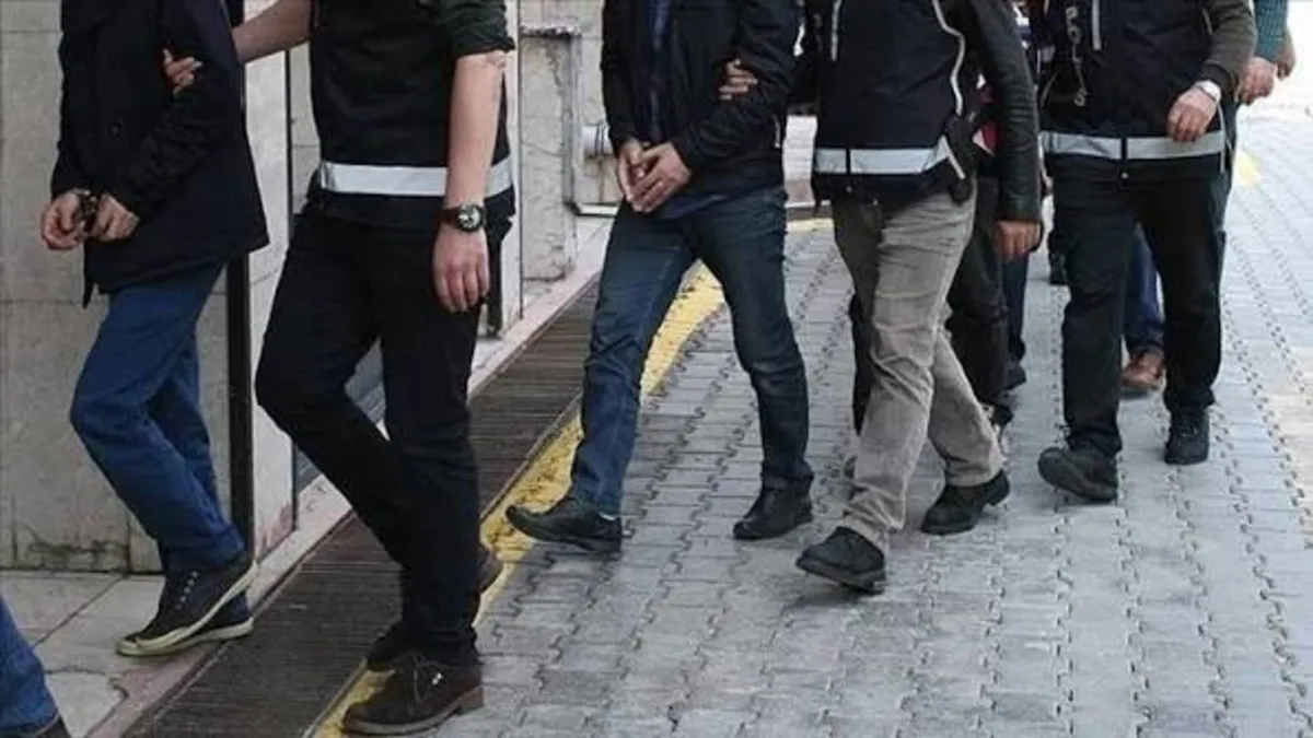 Antalya’da fuhşa aracılık operasyonu: 7 tutuklama Antalya’da fuhşa aracılık operasyonu: 7 tutuklama