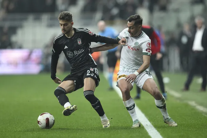 son-dakika-haberi-besiktas-konyasporu-agirliyor-karsilasmada-ilk-gol-geldi-1709146136092.jpg