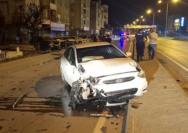 Samsun’da alkollü dehşeti: 5 araca ve trafoya çarptı!