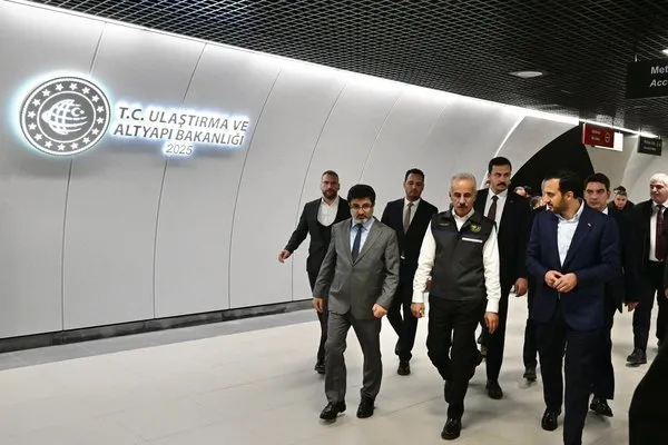 halkaliistanbul-havalimani-metrosunda-sona-dogru-bakan-uraloglu-acikladi-yuzde-97-ilerleme-kat-ettik-1761823137146.jpg