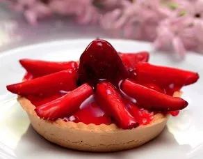 Çilekli Tart